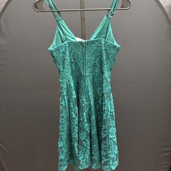Speechless Green Lace Mini Dress - Picture 5 of 6